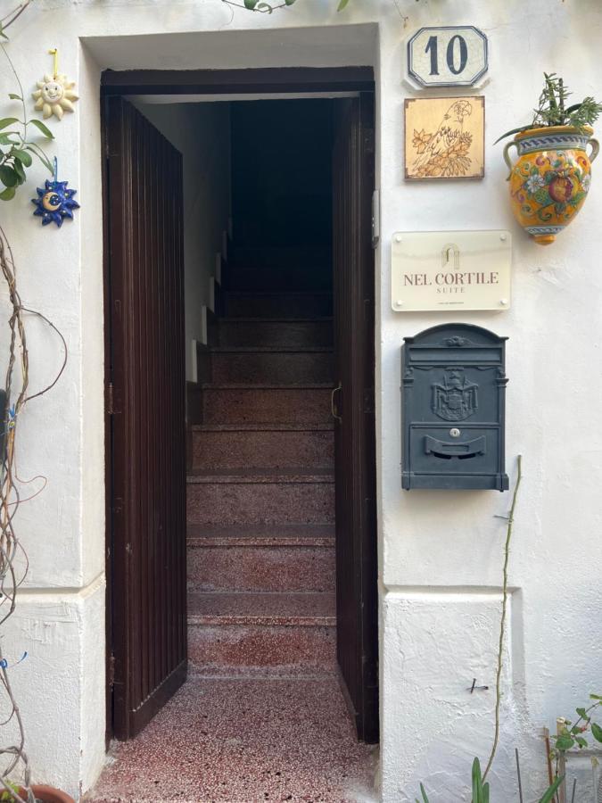 Nel Cortile Suite تْشيفالو المظهر الخارجي الصورة