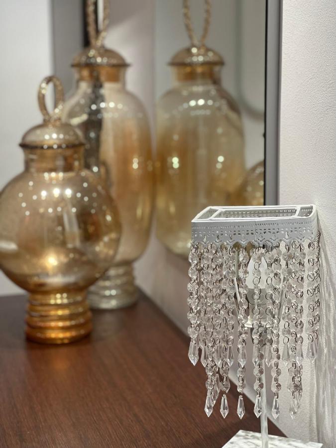 Nel Cortile Suite تْشيفالو المظهر الخارجي الصورة
