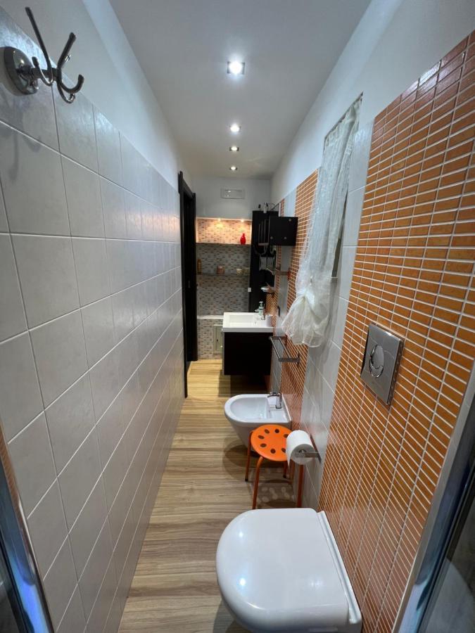 Nel Cortile Suite تْشيفالو المظهر الخارجي الصورة