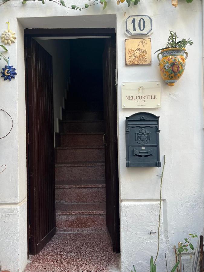 Nel Cortile Suite تْشيفالو المظهر الخارجي الصورة