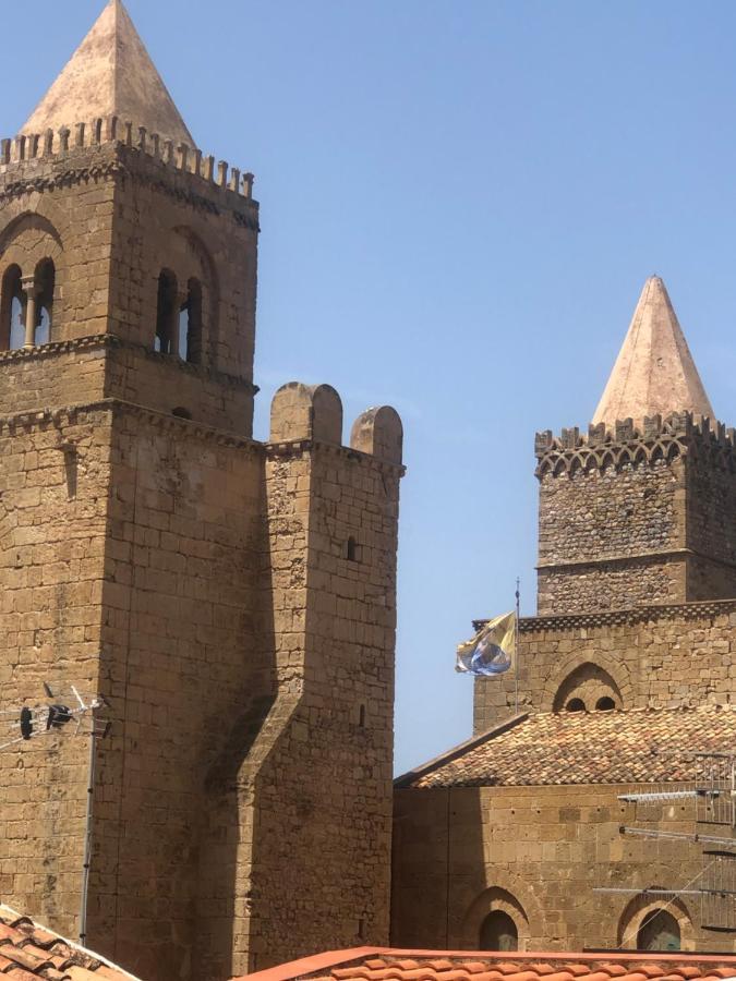 Nel Cortile Suite تْشيفالو المظهر الخارجي الصورة