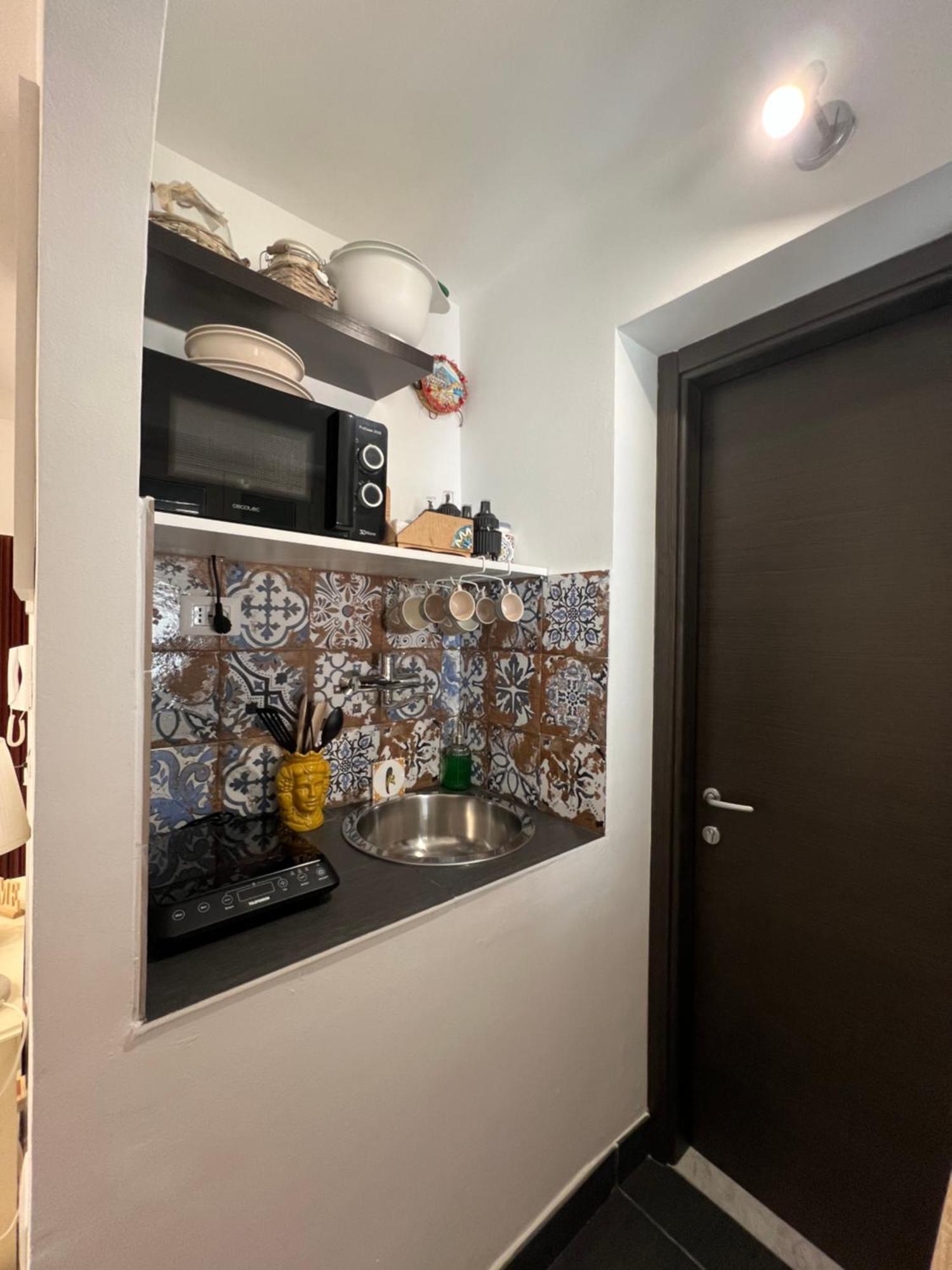 Nel Cortile Suite تْشيفالو المظهر الخارجي الصورة